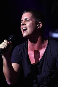 Johnny Ruffo Confirmed As Special Guest To Support NKOTBSB and Backstree Boys On Australian Tour