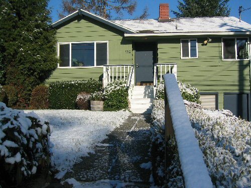 Snowy House