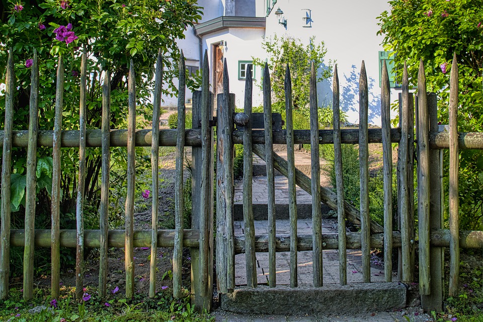 Fence installation Springfield MO