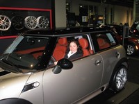 Angie_in_mini