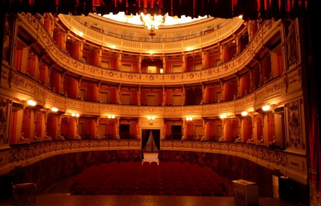 opera house