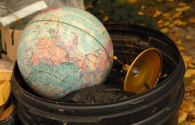 Trashed earth