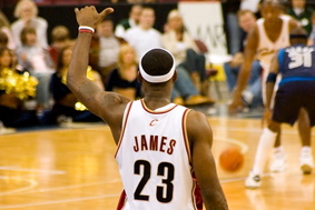 What Can Newspapers Learn From Sports?