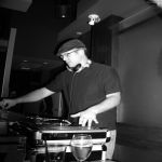 ROBERT GROOVE