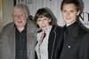 Thumb_events_2006_tonyspresscallnominees_08
