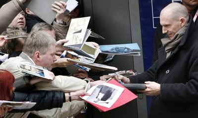 Normal_events_2009_berlinale_fiennes_024