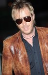 Thumb_events_2009_theboatthatrockedprem_ifans_16