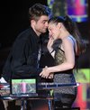 Thumb_events_2010_mtvmovieawards_043