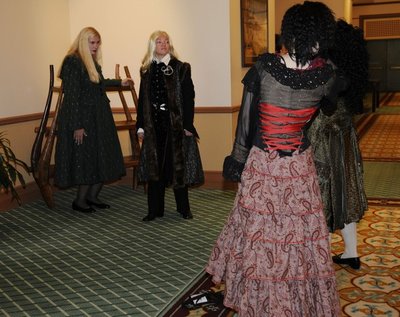 Normal_fans_infinitus2010_costumes_05
