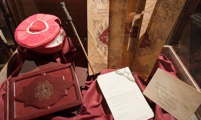 Normal_fans_events_hpexhibit_004