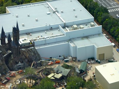 Normal_fans_harrypotterthemepark_construction_776