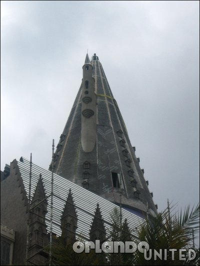 Normal_fans_harrypotterthemepark_construction_082