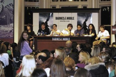 Normal_pottercastnyc23