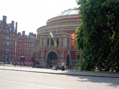Normal_o_albert_hall_july01