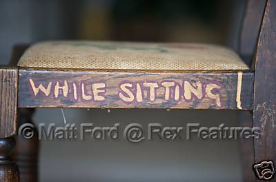 Books_jkr_chair_07