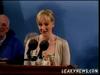 Thumb_jkr_appearances_harvard2008_010
