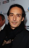 Thumb_desplat_appearances_hollywoodreporterpreoscarparty2010_02