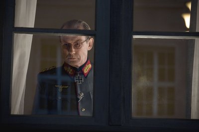 Normal_nighy_films_valkyrie_04