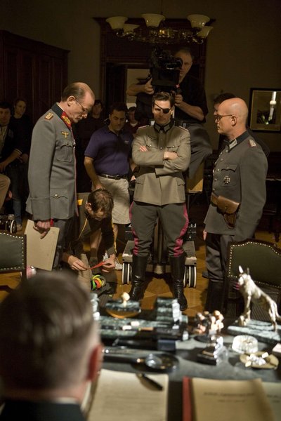 Normal_nighy_films_valkyrieonset_01