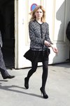 Thumb_posey_apperances_2011march_chanel_pfw_001