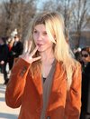 Thumb_posey_apperances_2011march_chloe_pfw_001