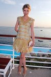 Thumb_poesy_appearances_chanel_croisiereshow_014