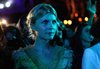 Thumb_poesy_appearances_chanel_croisiereshow_022