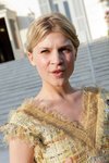 Thumb_poesy_appearances_chanel_croisiereshow_023