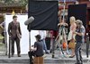 Thumb_posey_tv_gossipgirl_onset_011