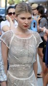 Thumb_posey_tv_gossipgirl_onset_051