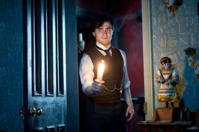Normal_radcliffe_films_womaninblack_011