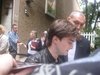 Thumb_radcliffe_appearances_regisandkelly_03