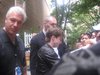 Thumb_radcliffe_appearances_regisandkelly_17