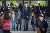 Thumb_tennant_television_singlefather_015