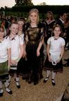 Thumb_emmawatson_appearances_raisaballjune07_014