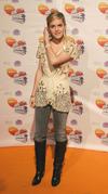 Thumb_watson_appearances_nickelodeonkidschoiceawards07_12
