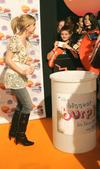 Thumb_watson_appearances_nickelodeonkidschoiceawards07_9