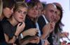 Thumb_cast_emmawatson_fashionfringelfw_006