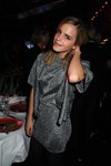 Thumb_watson_appearances_parisfashionweek08_04