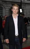 Thumb_stroma_appearances_creationlondonprem09_08