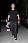 Thumb_isaacs_candids_mrchow10_02