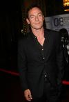 Thumb_actors_jasonisaacs_goodtorontoff_019