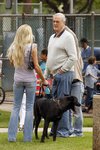 Thumb_cleese_tv_entourage_011