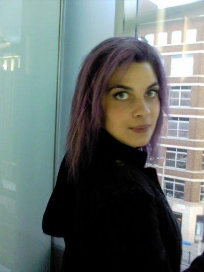Normal_tena_studioandposed_002