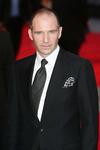 Thumb_actors_ralphfiennes_duchesspremierelondon_005
