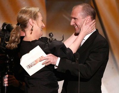 Normal_fiennes_appearances_guildawards09_11