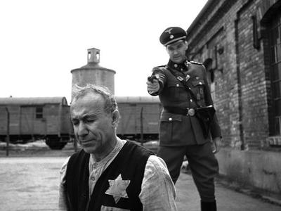 Normal_fiennes_film_schindlerslist_17