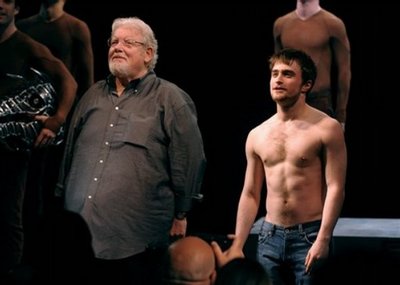 Normal_griffiths_theatre_equus_005