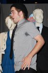 Thumb_pattinson_appearances_planethollywoodhandprint08_67