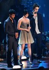 Thumb_pattinson_appearances_mtvvideomusicawards09_02